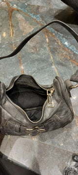 Star Buckle Sling Bag — original shop photo 5